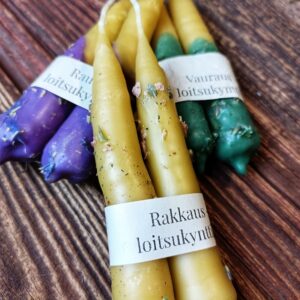 Loitsukynttilät, käsinvalettu, mehiläisvaha 2kpl