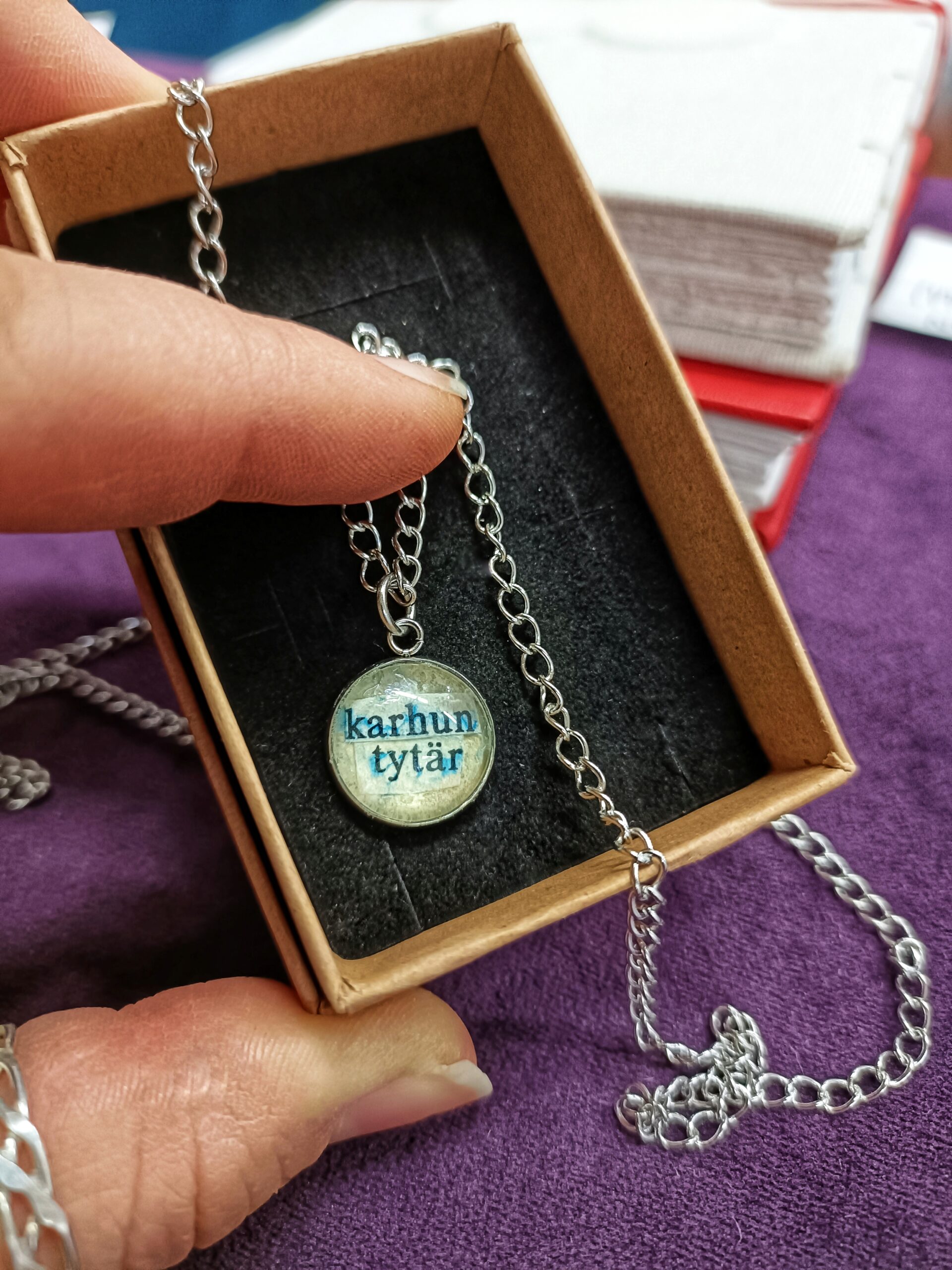 Noidan teksti-riipus, erilaisia